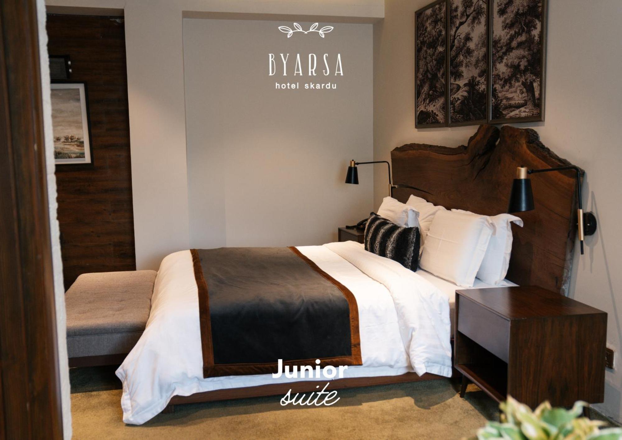 Byarsa Hotel Skardu Ponedas Kültér fotó